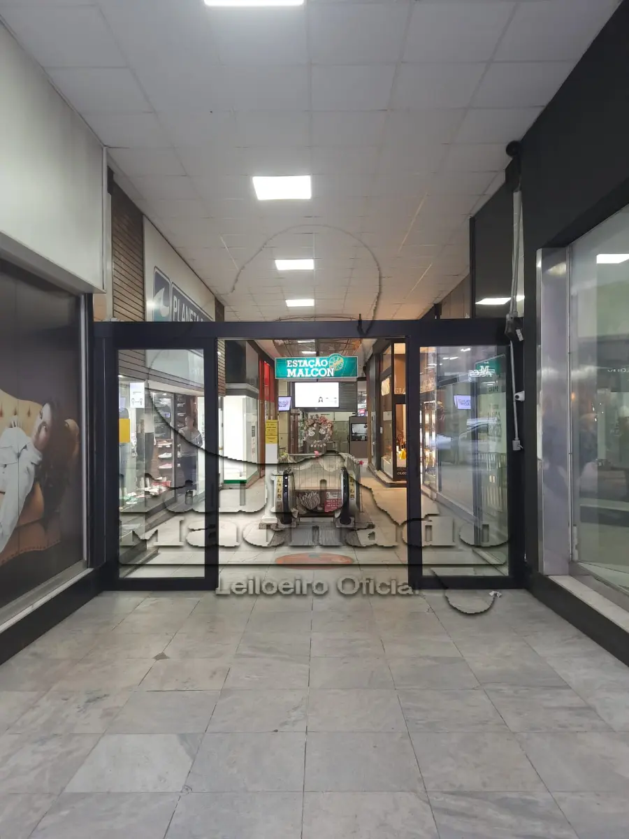 LOTE 001 - LEILÃO ON-LINE DE UMA SALA COMERCIAL NA GALERIA MALCON, LOCALIZADA NO CENTRO HISTÓRICO EM PORTO ALEGRE