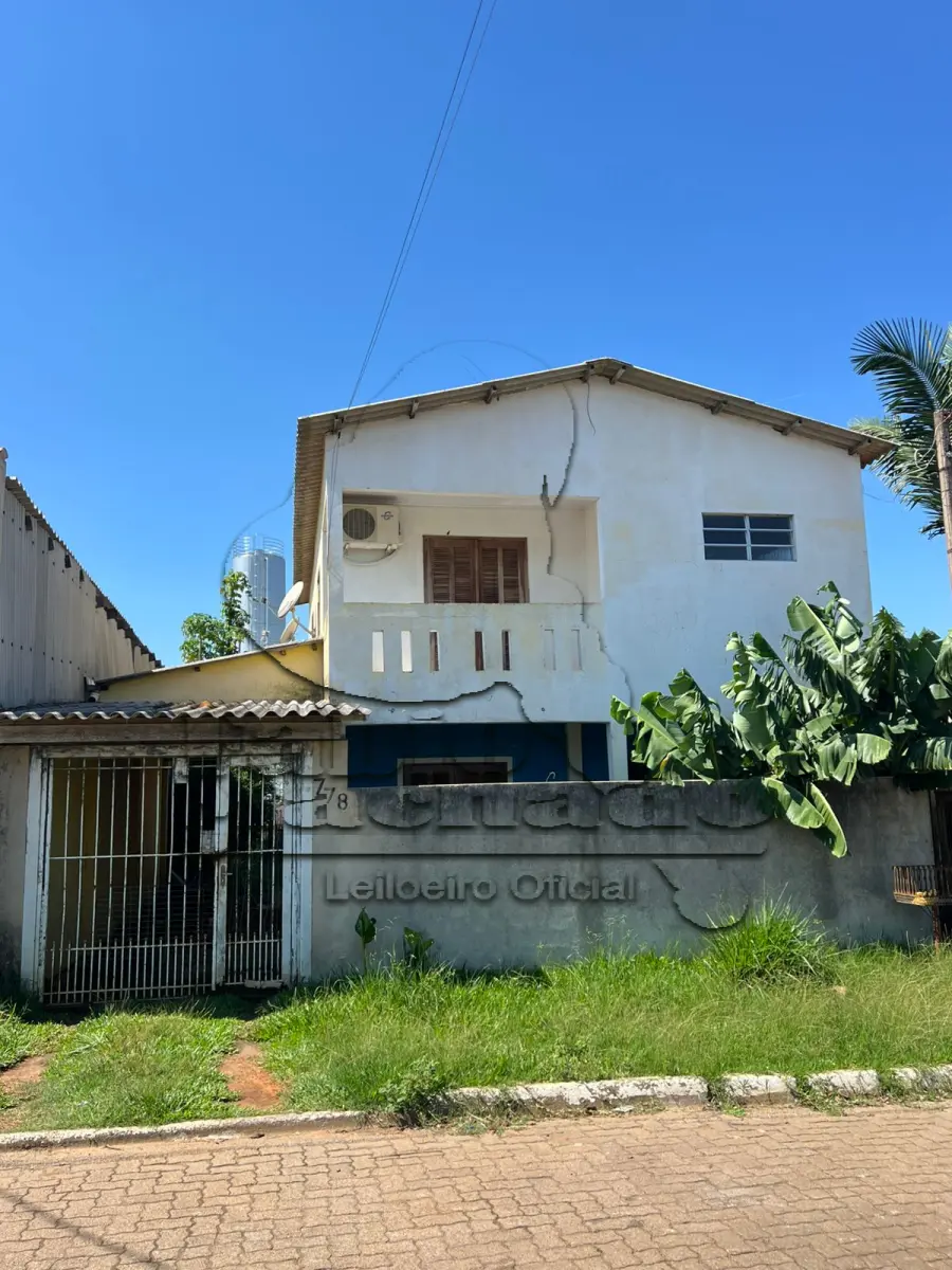 LOTE 001 - LEILÃO ON-LINE/PRESENCIAL DE UMA CASA DE ALVENARIA NA CIDADE DE CHARQUEADAS