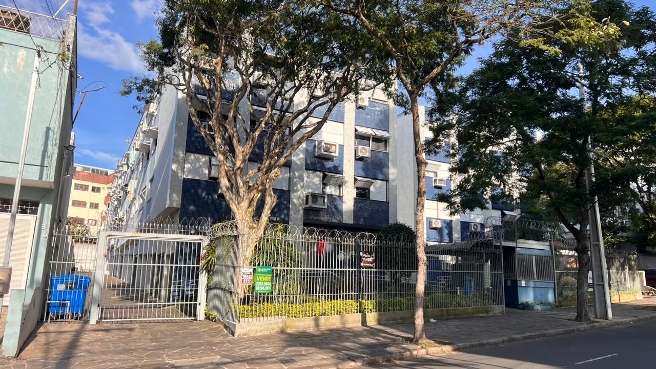LEILÃO ON-LINE DE UM BOX NO EDIFICIO RIO GRAVATAÍ EM PORTO ALEGRE, localizado em Porto Alegre - RS