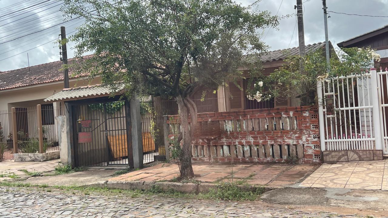 LEILÃO ON-LINE DE CASA MISTA NO BAIRRO CAMPINA EM SÃO LEOPOLDO, localizado em São Leopoldo - RS