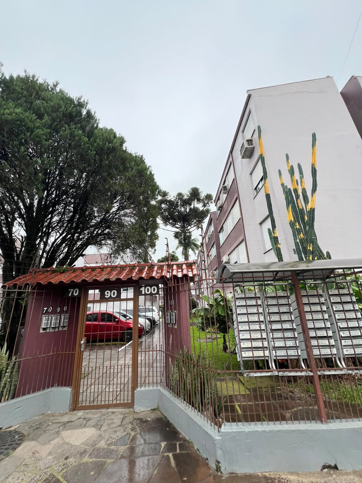 LOTE 001 - LEILÃO ON-LINE DE UM APARTAMENTO DESOCUPADO NO CONDOMINIO RESIDENCIAL PAINEIRAS EM PORTO ALEGRE