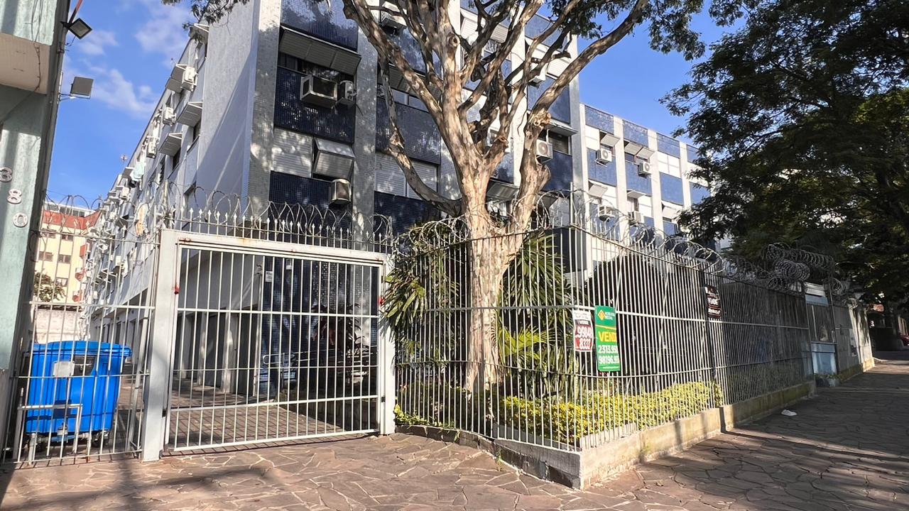 LEILÃO ON-LINE DE UM BOX NO EDIFICIO RIO GRAVATAÍ EM PORTO ALEGRE, localizado em Porto Alegre - RS