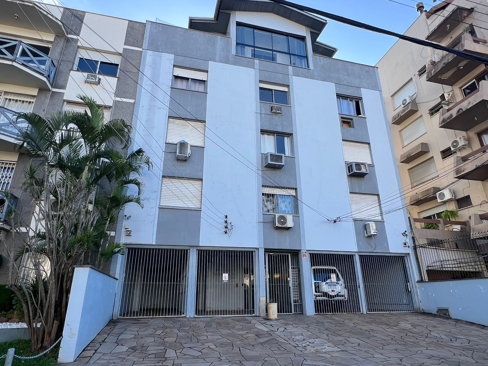 LEILÃO ON-LINE DE APARTAMENTO COM BOX NO CENTRO DE SÃO LEOPOLDO