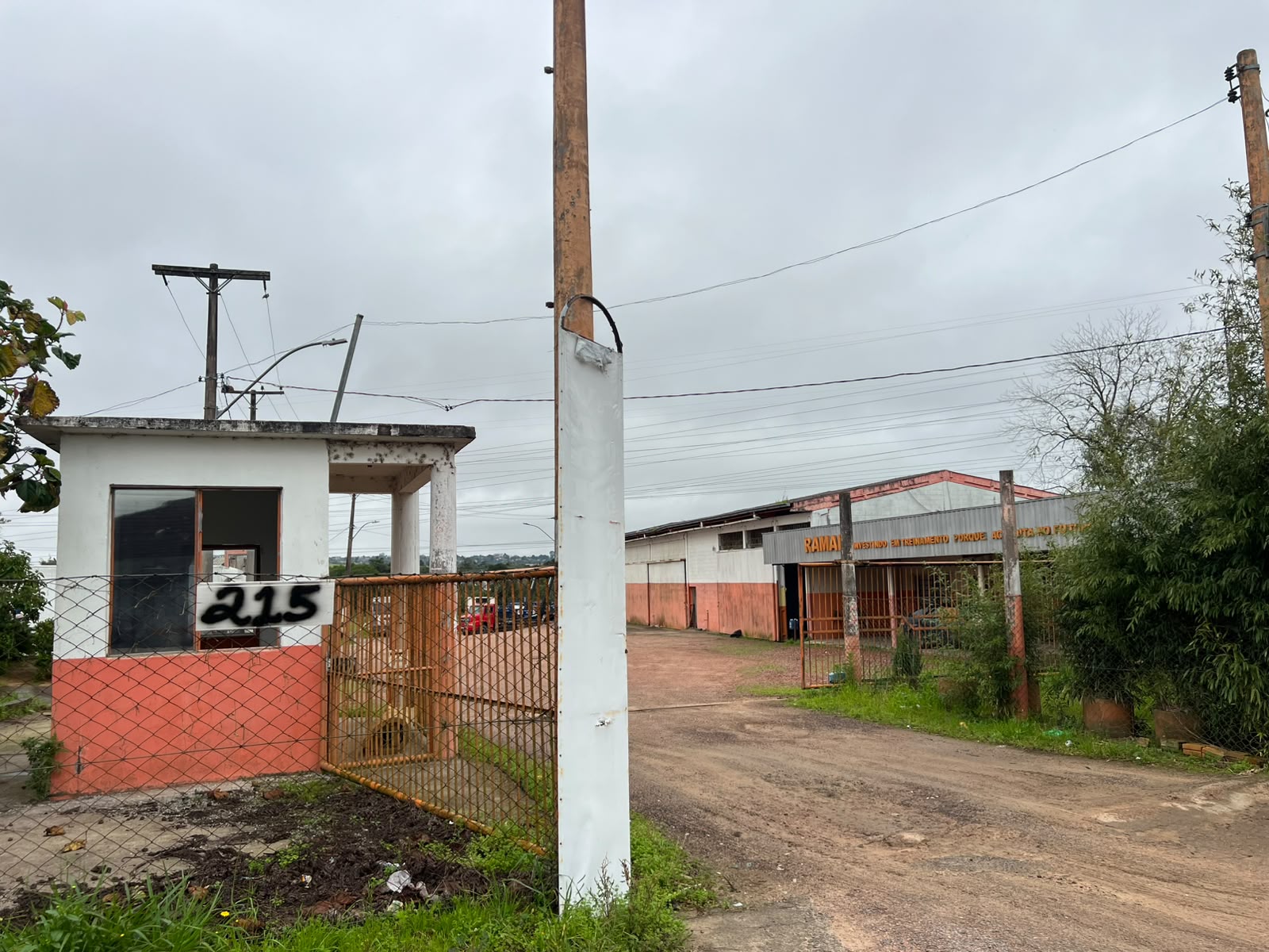 LEILÃO HIBRIDO DE PAVILHÕES EM VIAMÃO