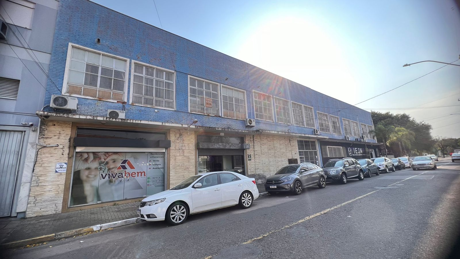 Leilão On-line De Uma Sala Comercial No Condomínio Comercial Caçador Em Novo Hamburgo, localizado em Novo Hamburgo - RS